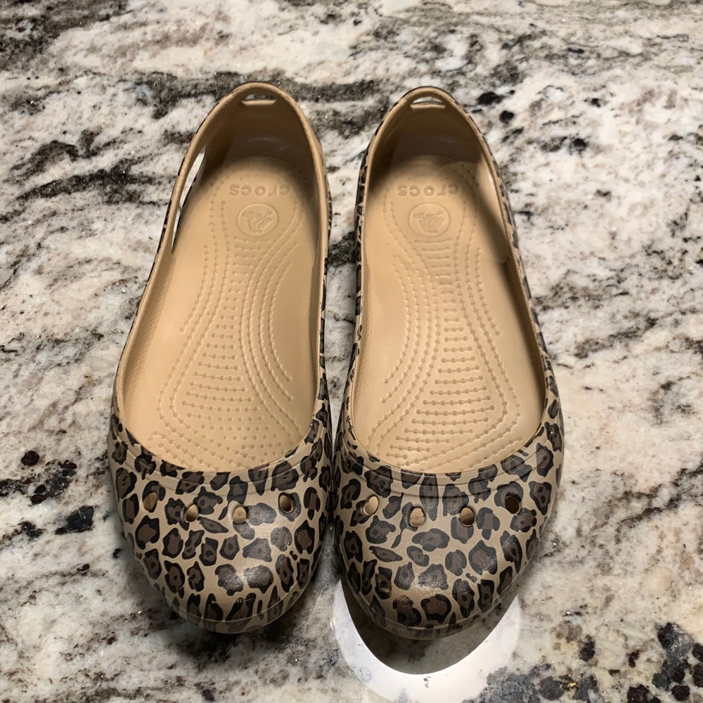 CROCS Kadee Leopard Print Flats